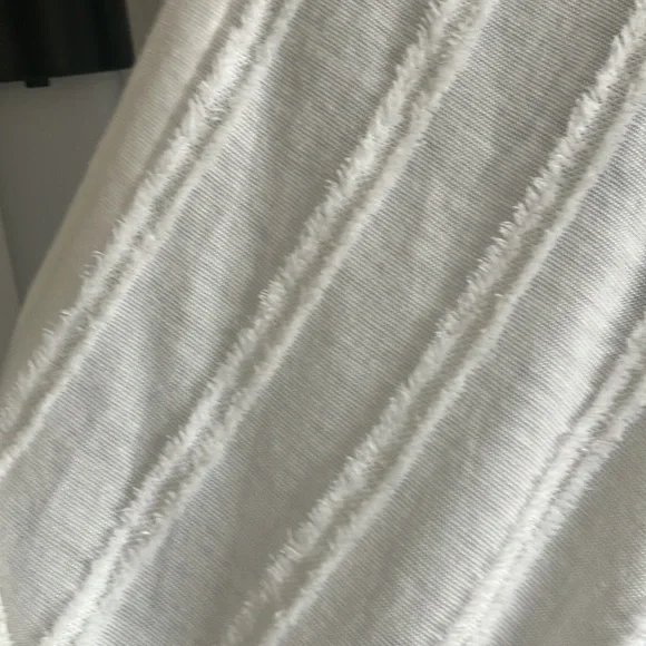 SOLD Mauve by Anthropologie XS white Faux Wrap blouse gauze like top beach vibes - Picture 6 of 9